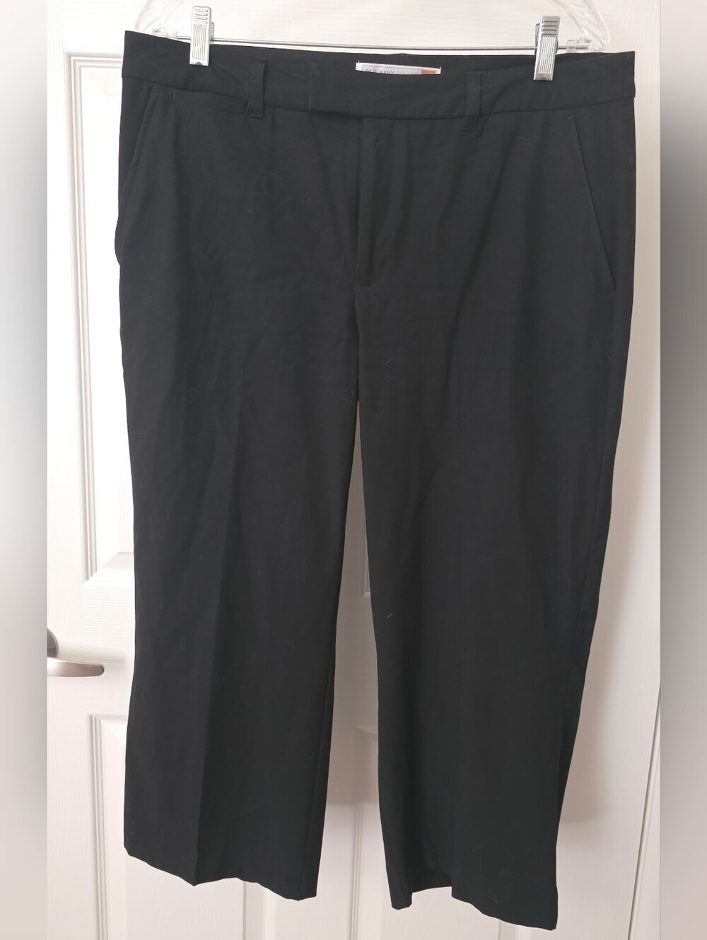 Old Navy | Essential Stretch Black Cropped Dress Pants